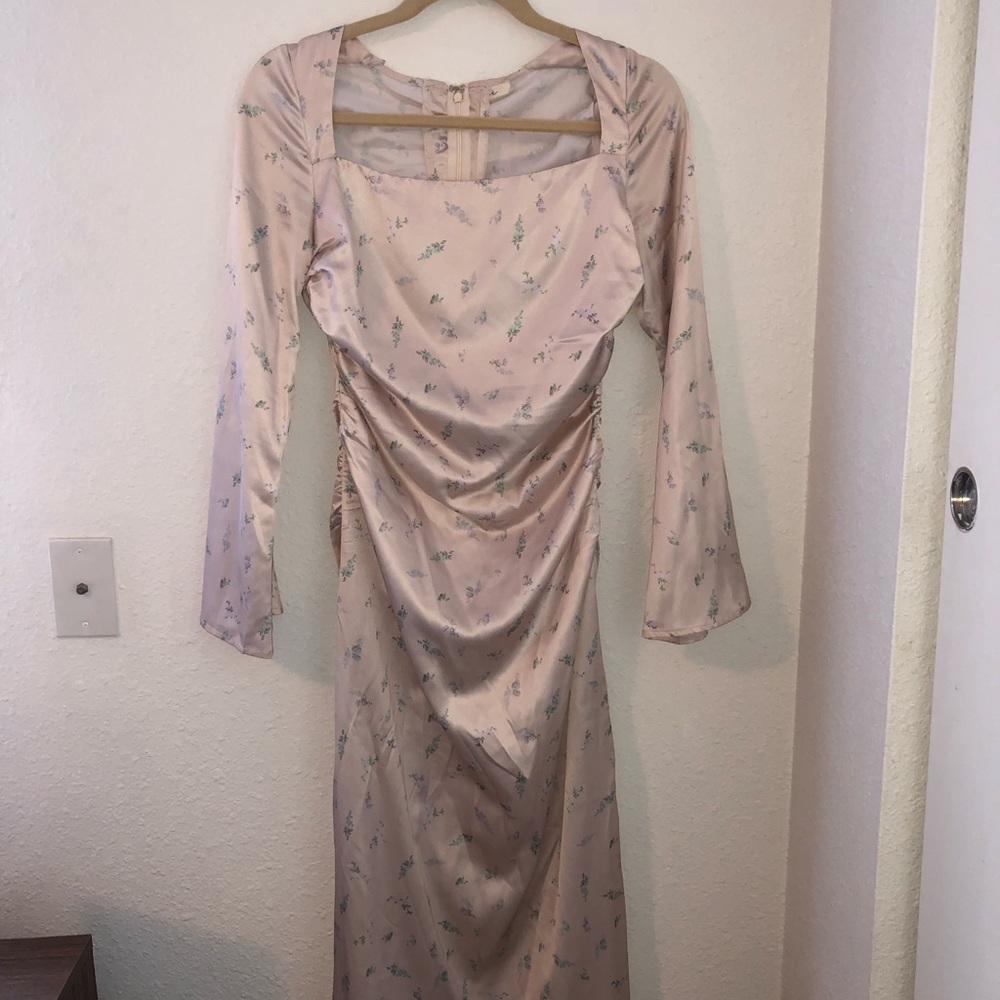 Satin midi floral dress with slits on both sides